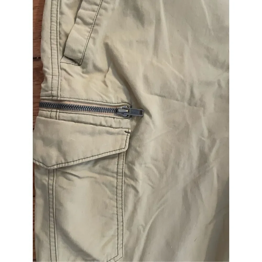 Merrell Shorts (SZ 32)